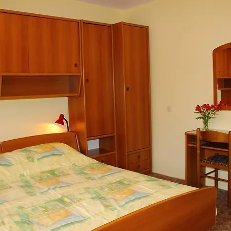 Antun Mozara Family House 3*