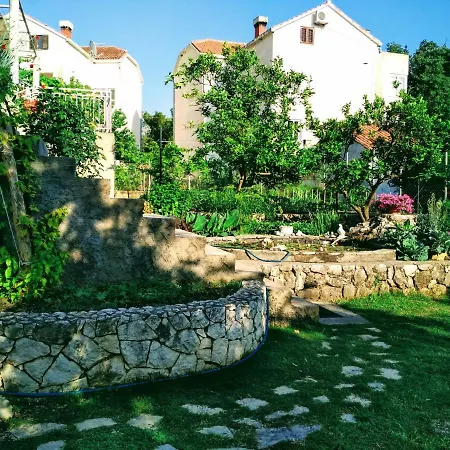 Antun Mozara Family House 3* Slano