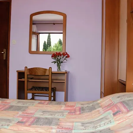 Antun Mozara Family House 3*