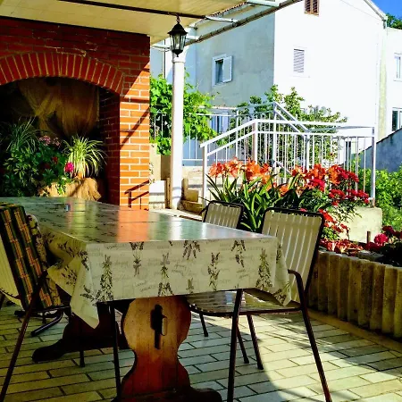 Bed & Breakfast Antun Mozara Family House 3*