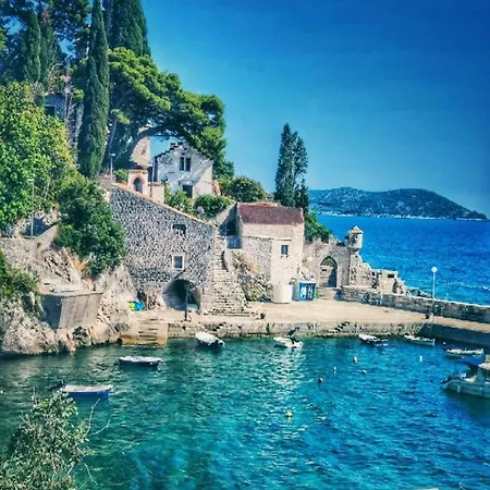 Antun Mozara Family House 3* Slano