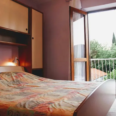 Couette-café Antun Mozara Family House