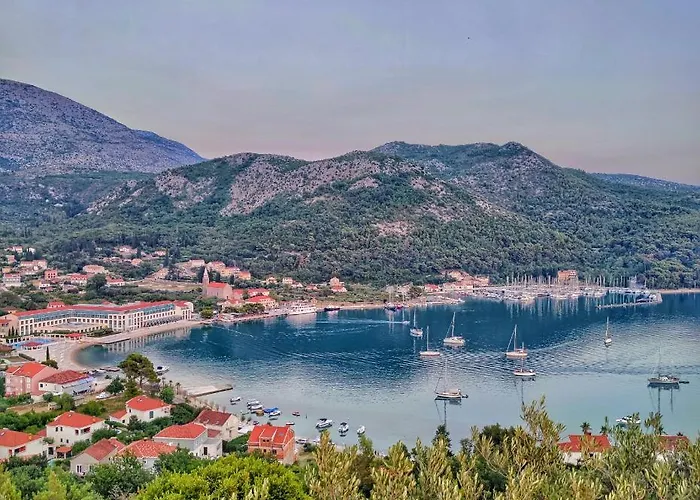 Antun Mozara Family House 3* Slano