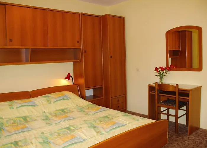 Antun Mozara Family House 3*